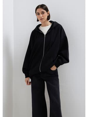 Mavi Kapüşonlu Fermuarlı Siyah Sweatshirt 1610221-900