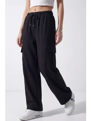 Veleno Kadın Siyah Oversize Paraşüt Kumaş Kargo Cepli, Ayarlanabilir Paça Klipsli, Baggy Pantolon