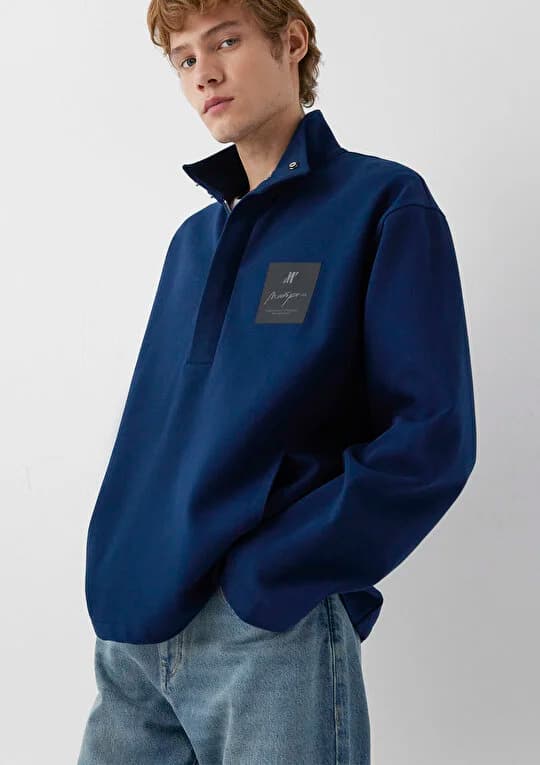 Mavi Pro Dik Yakalı Lacivert Sweatshirt