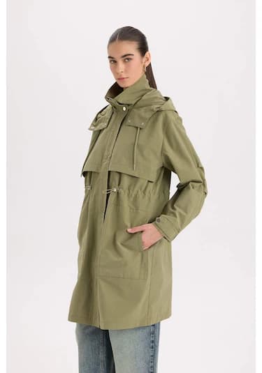 DeFacto Su İtici İnce Uzun Mont Parka Oversize Geniş Kesim Kapüşonlu Cepli A8988AX25SPKH276 Haki