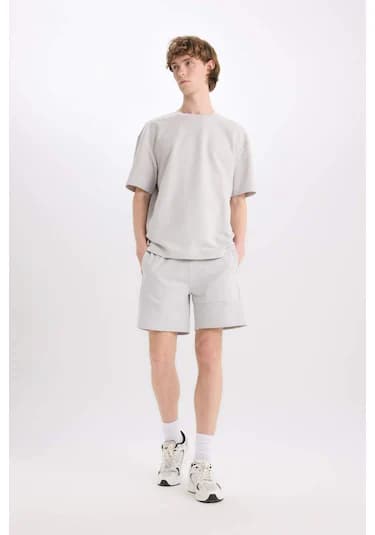 DeFacto Slim Fit Dar Kesim Dar Paça Basic Düz Şort B8674AX25SPGR184