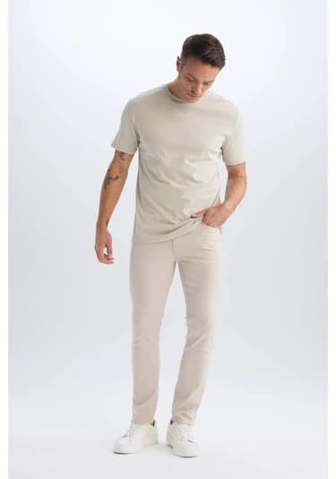 DeFacto Yazlık Chino Kanvas Dokulu Pantolon Slim Fit Dar Kesim Cepli Dar Paça T1055AZ25SPBG191