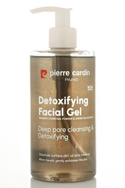 Pierre Cardin Detoxifying Facial Cleanser With Charcoal & Green Tea Extract - Köpük Jel 350 ml