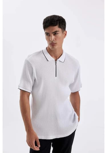 DeFacto Slim Fit Dar Kesim Kısa Kollu Fitilli Kaşkorse Yarım Fermuarlı Polo Tişört D3948AX24SMWT34