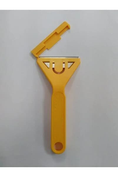 Genel Markalar Cam ve Buz Kazıma Metal Uçlu Plastik Sap, Dayanıklı ve Pratik Kullanım
